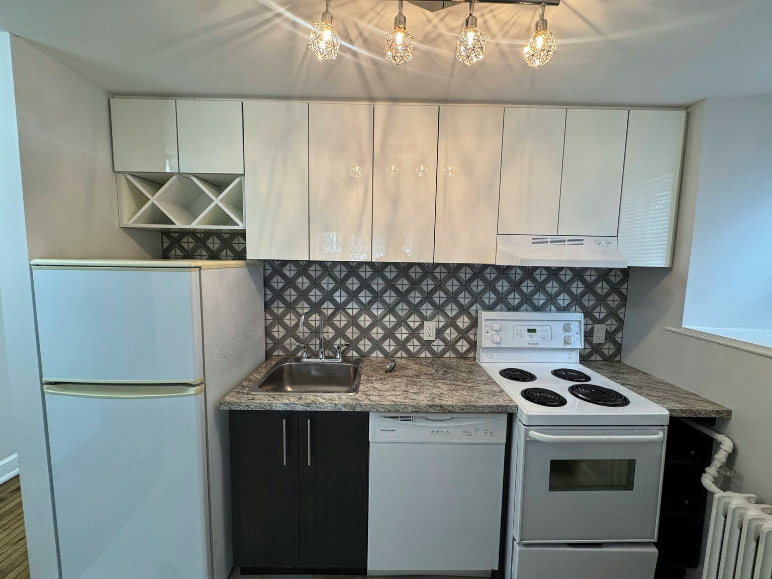2-575 Maclaren Street, Ottawa, ON, K1R 5K8 - 2