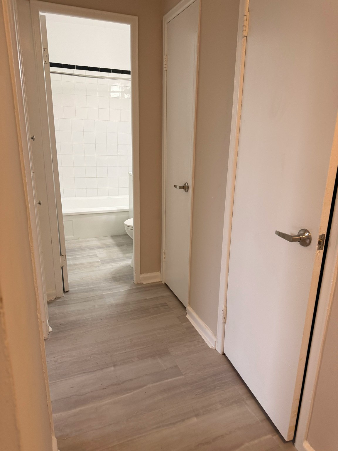 2340 Park Towers Avenue, Mississauga, ON, L5A 1P9 - 7