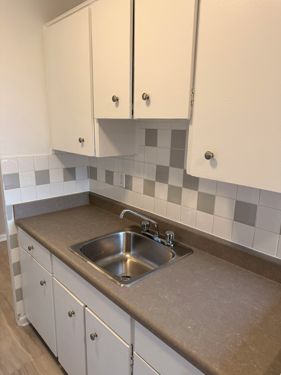 2340 Park Towers Avenue, Mississauga, ON, L5A 1P9 - 3