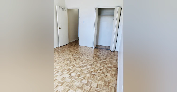 2340 Park Towers Avenue, Mississauga, ON, L5A 1P9 - 6