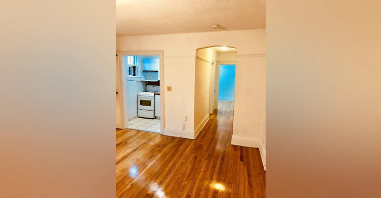 140 Wellesley Street East, Toronto, ON, M4Y 1J1