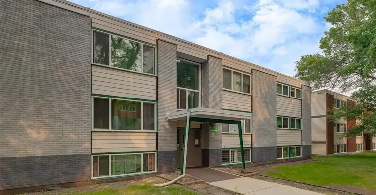 14-10930 83 Street NW, Edmonton, AB, T5H 1M1 - 24
