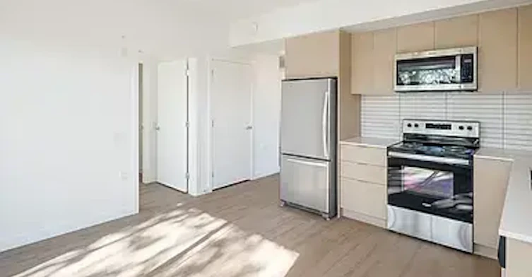 301-2075 W 12th Avenue, Vancouver, BC, V6J 2G3 - 2