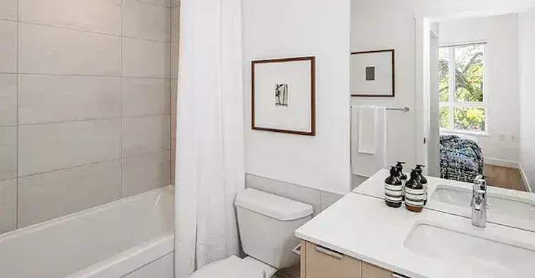 605-2075 W 12th Avenue, Vancouver, BC, V6J 2G3 - 4