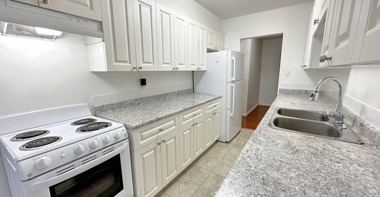 102-6635 Mckay Avenue, Burnaby, BC, V5H 2J3 - 6