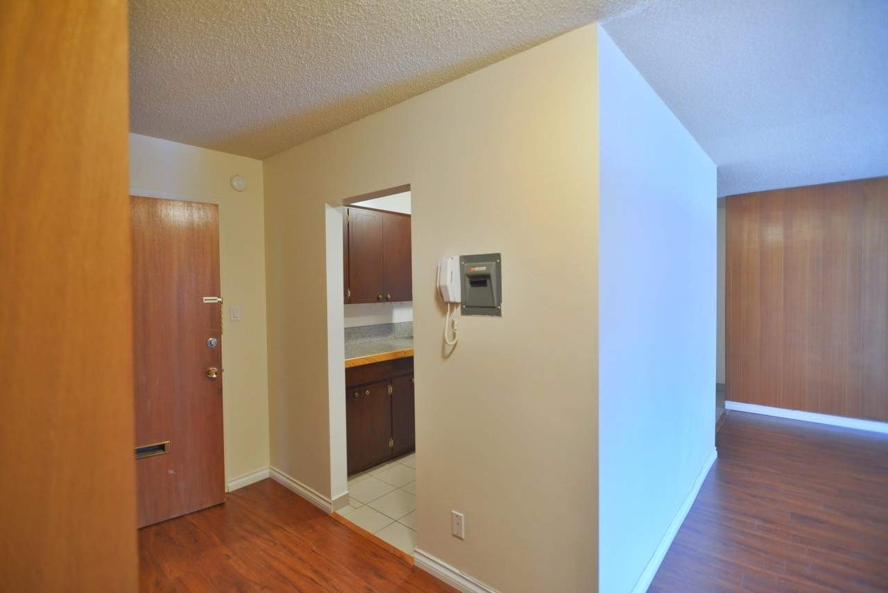 304-6635 Mckay Avenue, Burnaby, BC, V5H 2J3 - 4