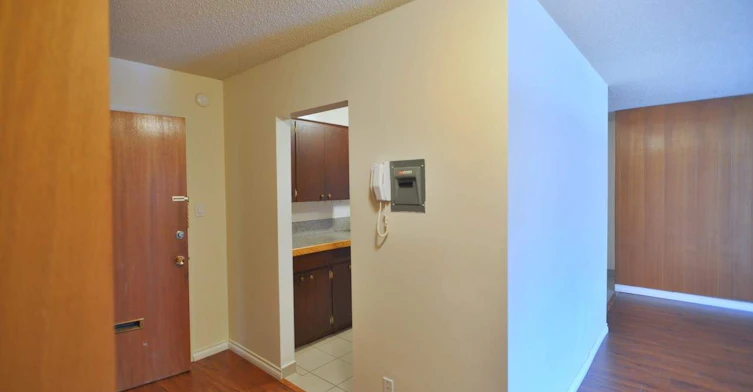 304-6635 Mckay Avenue, Burnaby, BC, V5H 2J3 - 4
