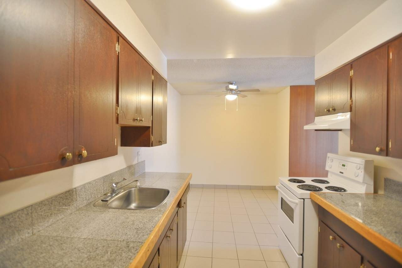 304-6635 Mckay Avenue, Burnaby, BC, V5H 2J3 - 5