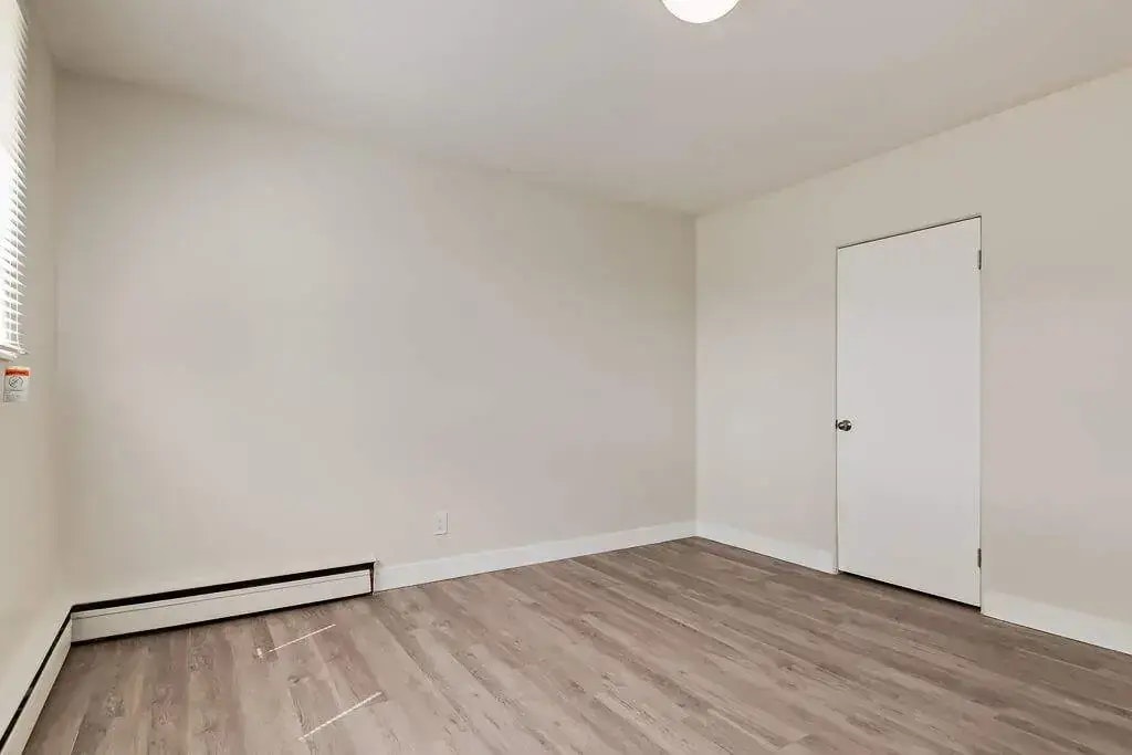06-6024 118 Avenue NW, Edmonton, AB, T5W 1E7 - 13