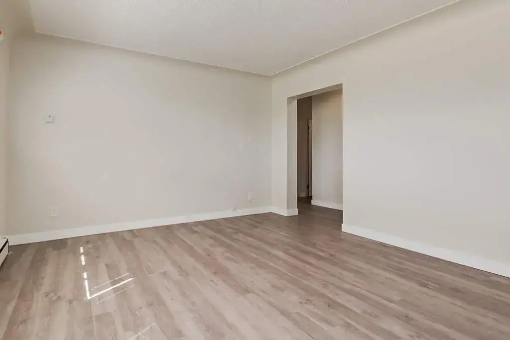 06-6024 118 Avenue NW, Edmonton, AB, T5W 1E7 - 8