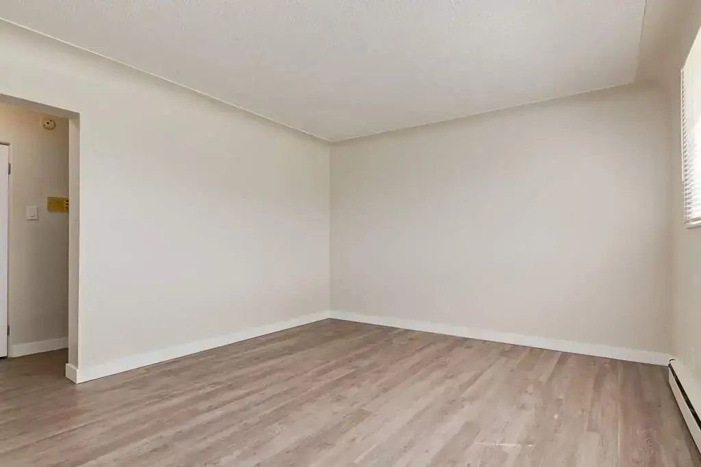 06-6024 118 Avenue NW, Edmonton, AB, T5W 1E7 - 7