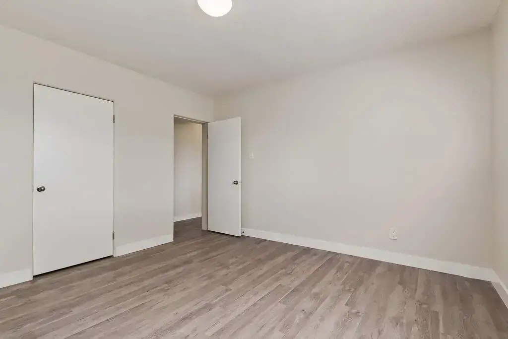 06-6024 118 Avenue NW, Edmonton, AB, T5W 1E7 - 14
