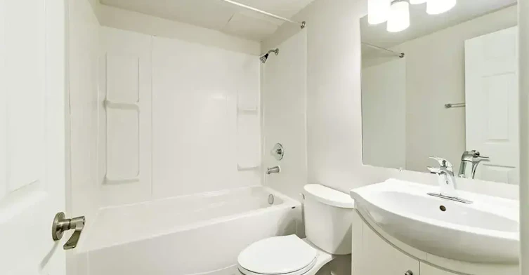 05-10029 111 Street NW, Edmonton, AB, T5K 1K4 - 7