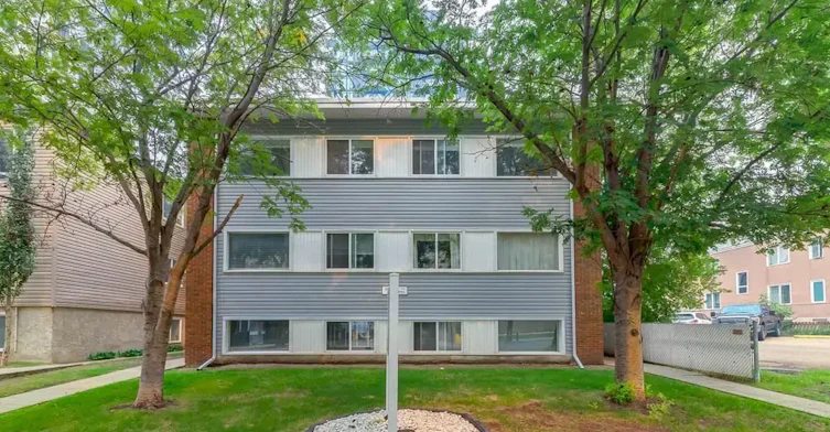 08-10029 111 Street NW, Edmonton, AB, T5K 1K4 - 9