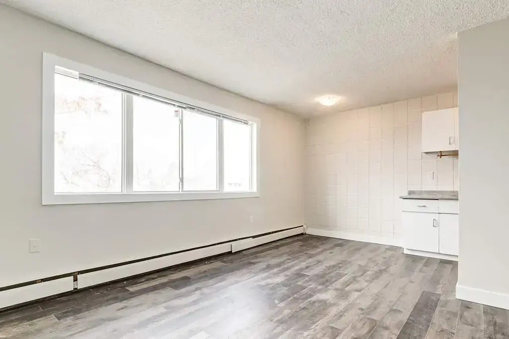 401-10125 153 Street NW, Edmonton, AB, T5P 2B4 - 15
