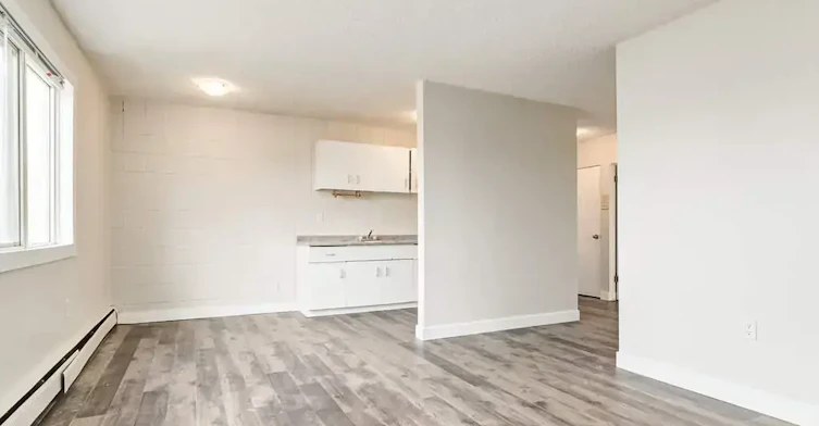 401-10125 153 Street NW, Edmonton, AB, T5P 2B4 - 16