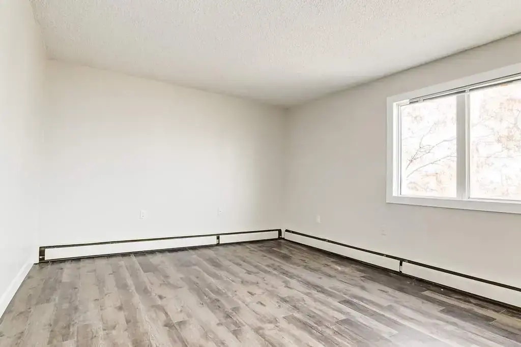401-10125 153 Street NW, Edmonton, AB, T5P 2B4 - 14