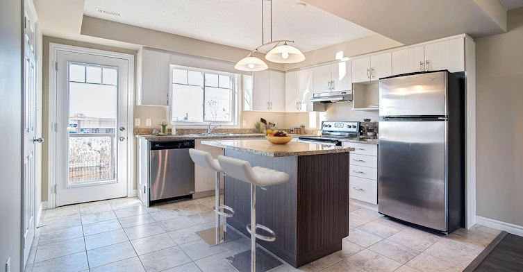 4 Lena Crescent, Cambridge, ON, N1R 0B4