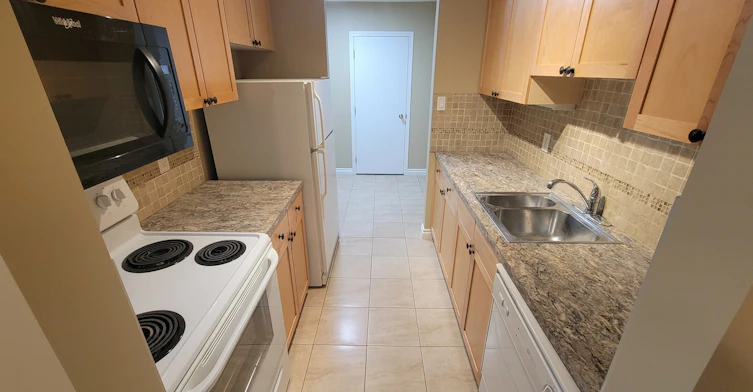 205-14803 51 Avenue NW, Edmonton, AB, T6H 5G4