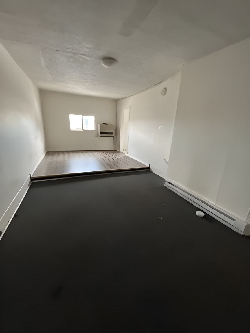 6-1298 East Hastings Street, Vancouver, BC, V5L 3H5 - 4