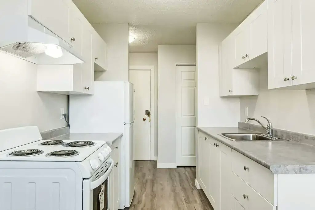 303-10340 156 Street, Edmonton, AB, T5P 2R3 - 6