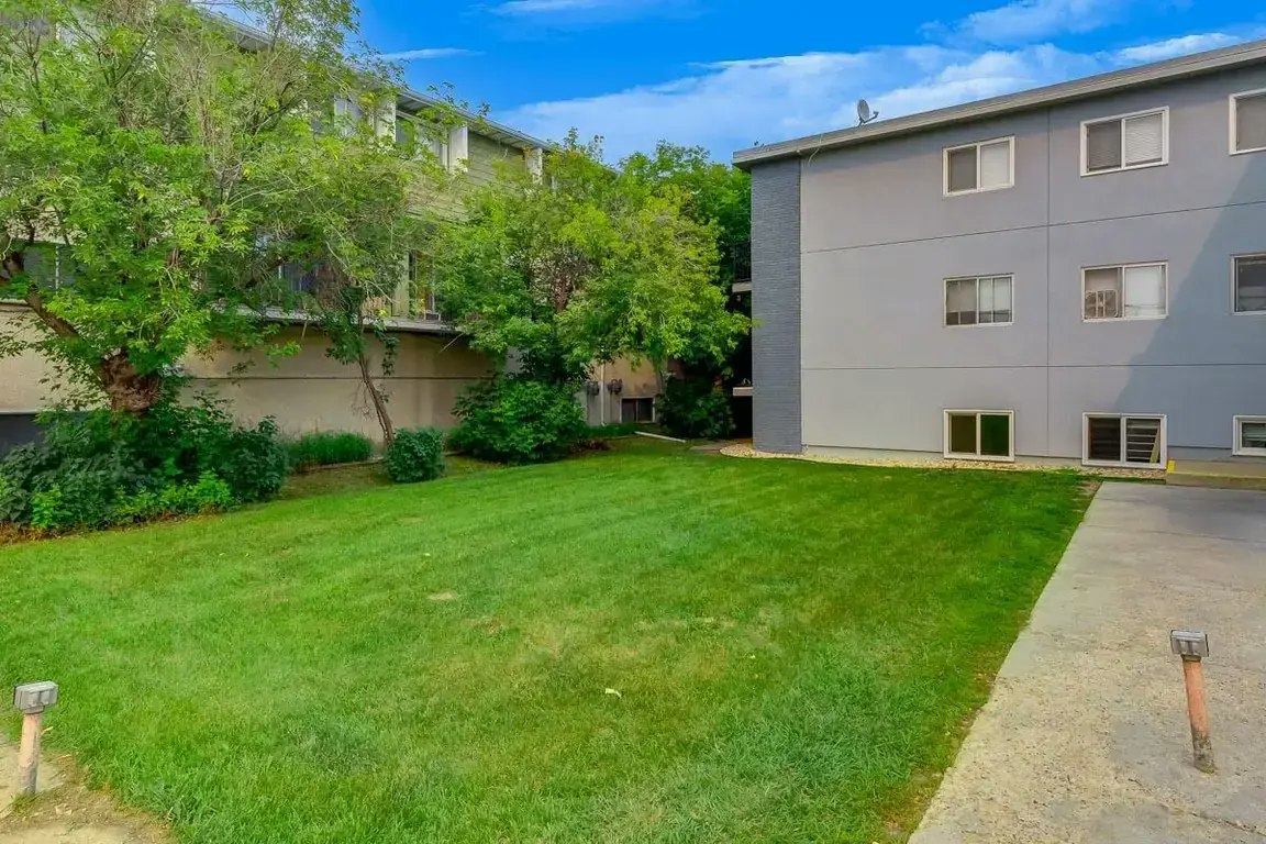303-10340 156 Street, Edmonton, AB, T5P 2R3 - 14