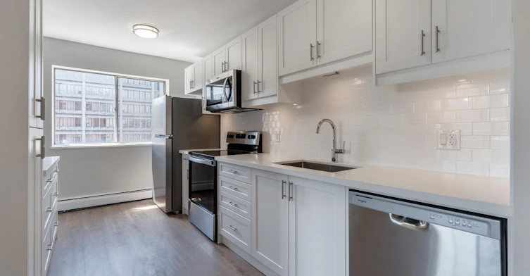 150-803-160 Hughson Street S, Hamilton, ON, L8N 3V2 - 3