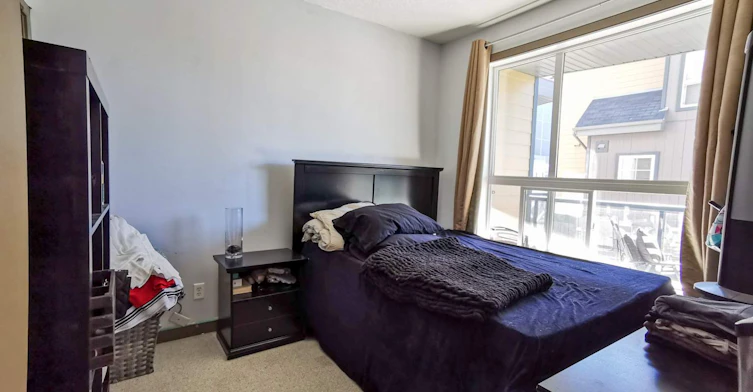 81 Legacy Boulevard SE, Calgary, AB, T2T 2C8 - 10