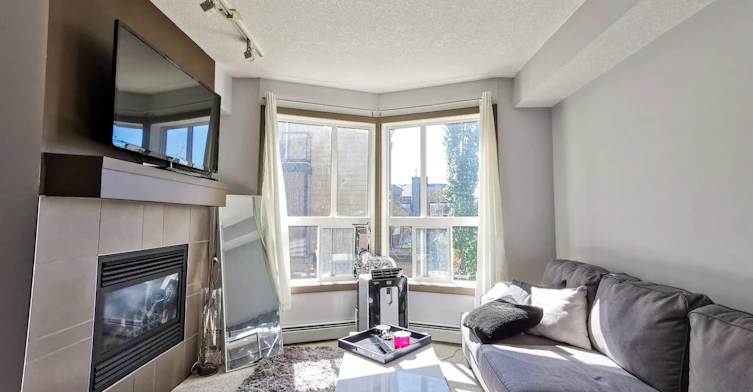 81 Legacy Boulevard SE, Calgary, AB, T2T 2C8 - 3
