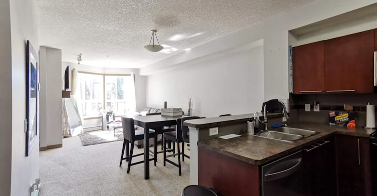 81 Legacy Boulevard SE, Calgary, AB, T2T 2C8 - 8