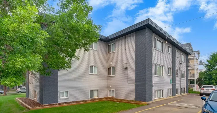 01-11825 101 Street NW, Edmonton, AB, T5G 2B6 - 12