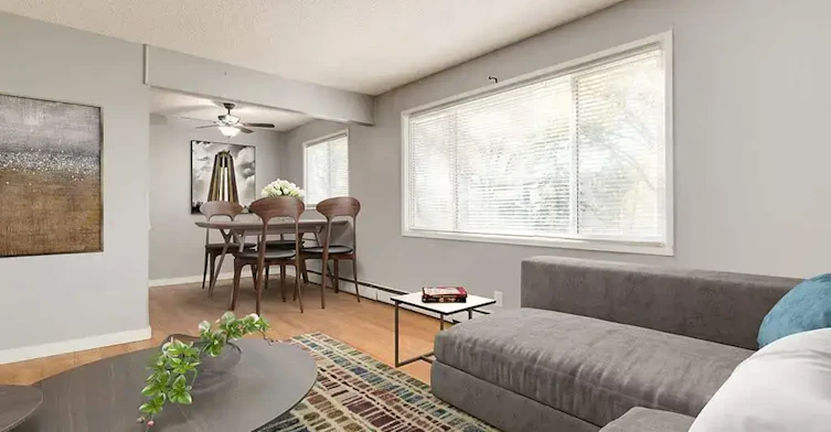 01-11825 101 Street NW, Edmonton, AB, T5G 2B6