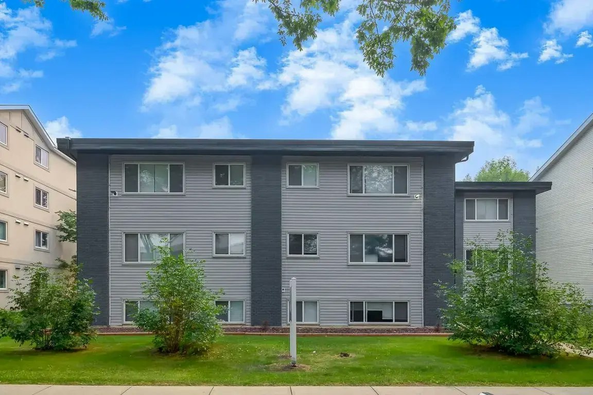 01-11825 101 Street NW, Edmonton, AB, T5G 2B6 - 9