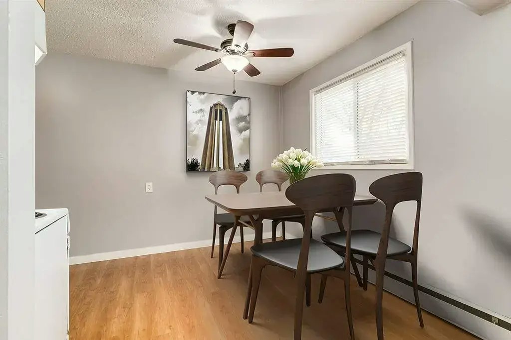 01-11825 101 Street NW, Edmonton, AB, T5G 2B6 - 6