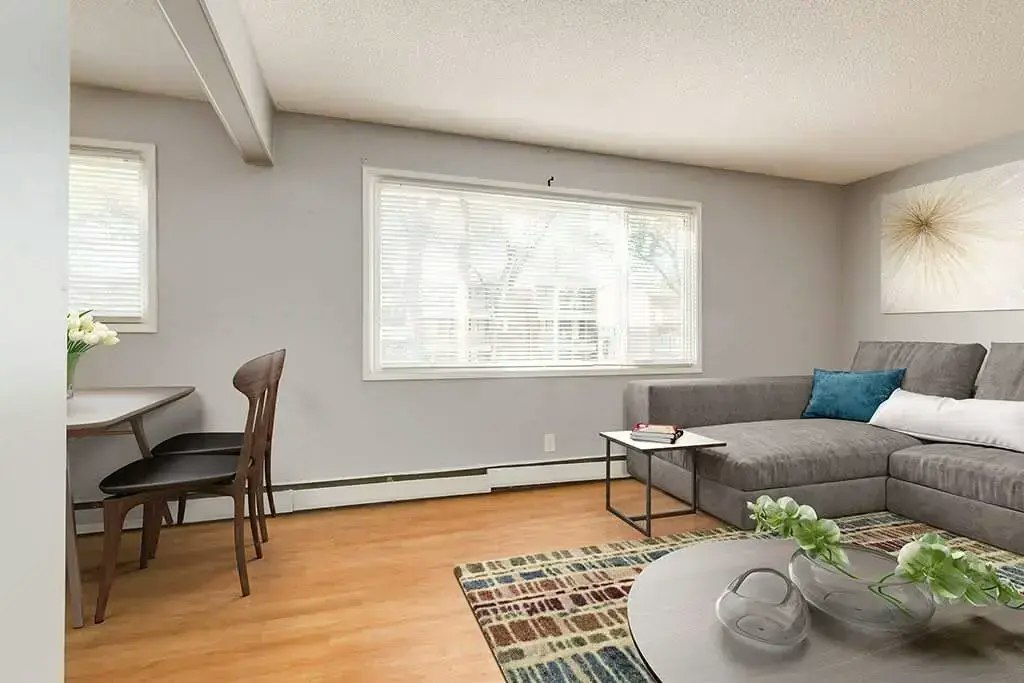 01-11825 101 Street NW, Edmonton, AB, T5G 2B6 - 5