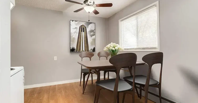 03-11825 101 Street NW, Edmonton, AB, T5G 2B6 - 6