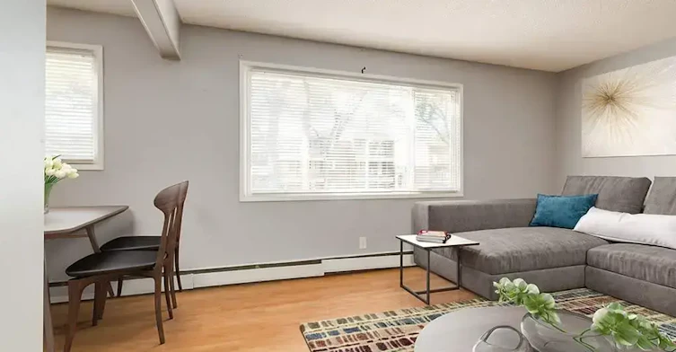 07-11825 101 Street NW, Edmonton, AB, T5G 2B6 - 5