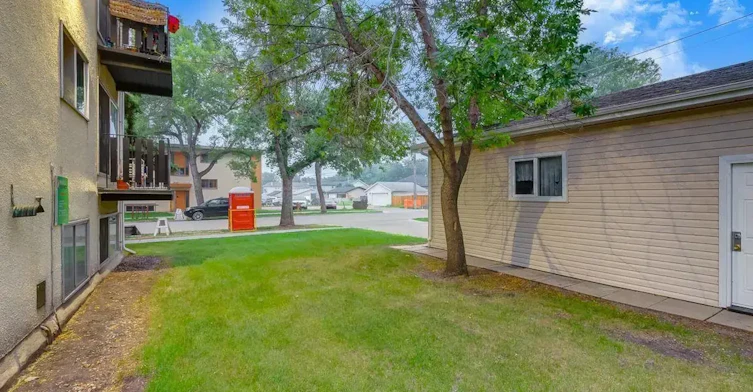 302-12408 117 Avenue, Edmonton, AB, T5M 3G7 - 9