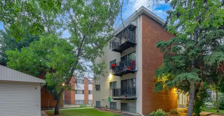 302-12408 117 Avenue, Edmonton, AB, T5M 3G7 - 8