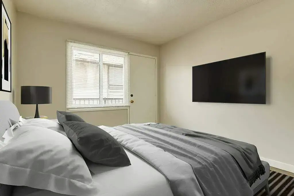 01-12625 107 Avenue, Edmonton, AB, T5M 1Z5 - 3