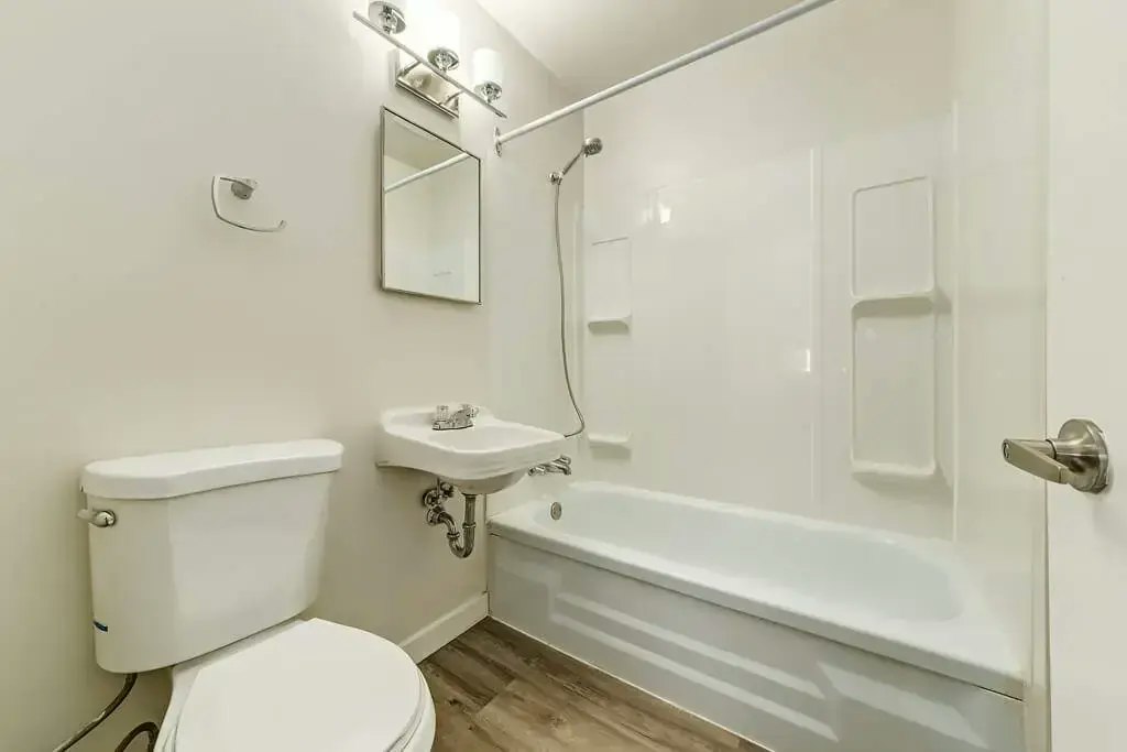 01-12625 107 Avenue, Edmonton, AB, T5M 1Z5 - 7