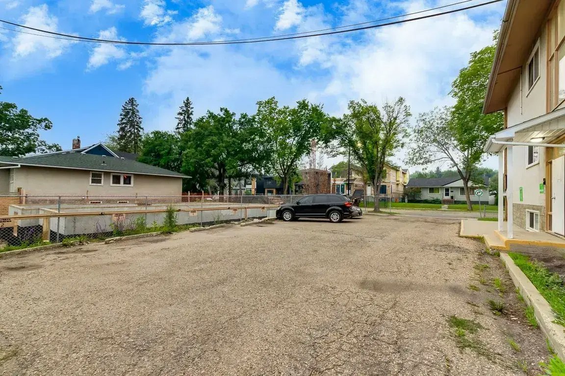 01-12625 107 Avenue, Edmonton, AB, T5M 1Z5 - 16