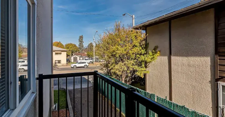 01-12625 107 Avenue, Edmonton, AB, T5M 1Z5 - 8
