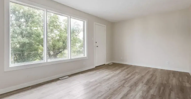 638-660 Laurier Street West, Moose Jaw, SK, S6H 7A9 - 9