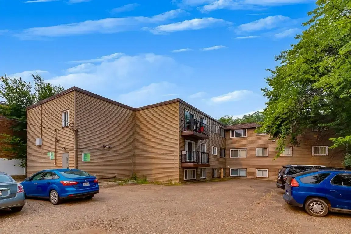 203-11037 83 Street NW, Edmonton, AB, T5H 1M4 - 12
