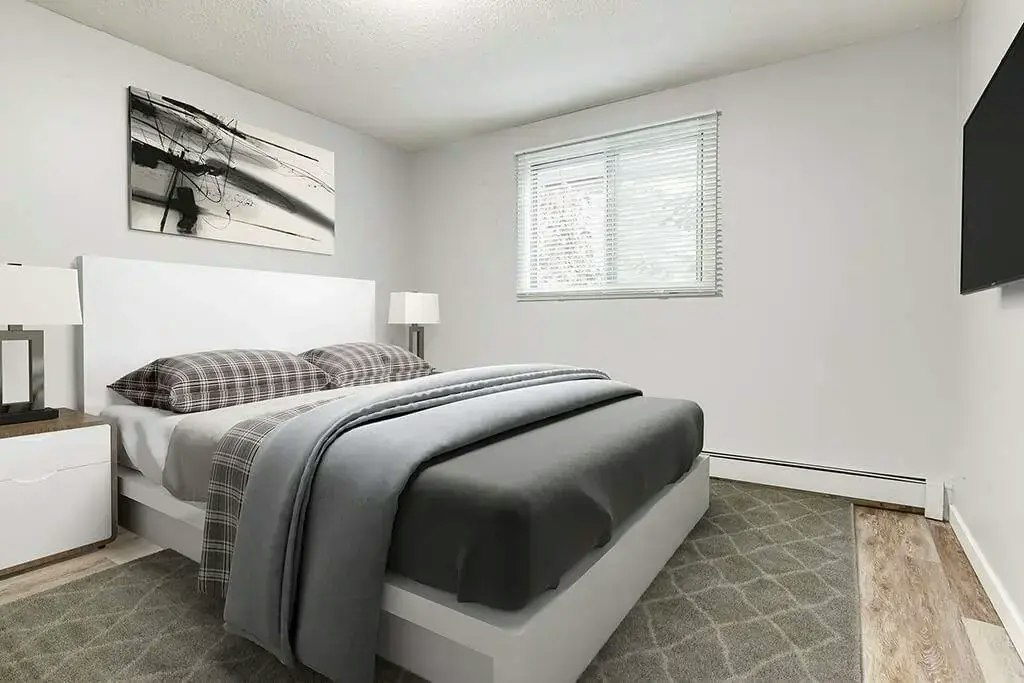 203-11037 83 Street NW, Edmonton, AB, T5H 1M4 - 2