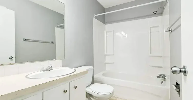 203-11037 83 Street NW, Edmonton, AB, T5H 1M4 - 7