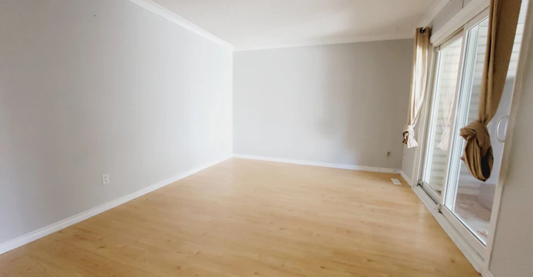 20-20 Woodvale Village NW, Edmonton, AB, T6L 1W4 - 3