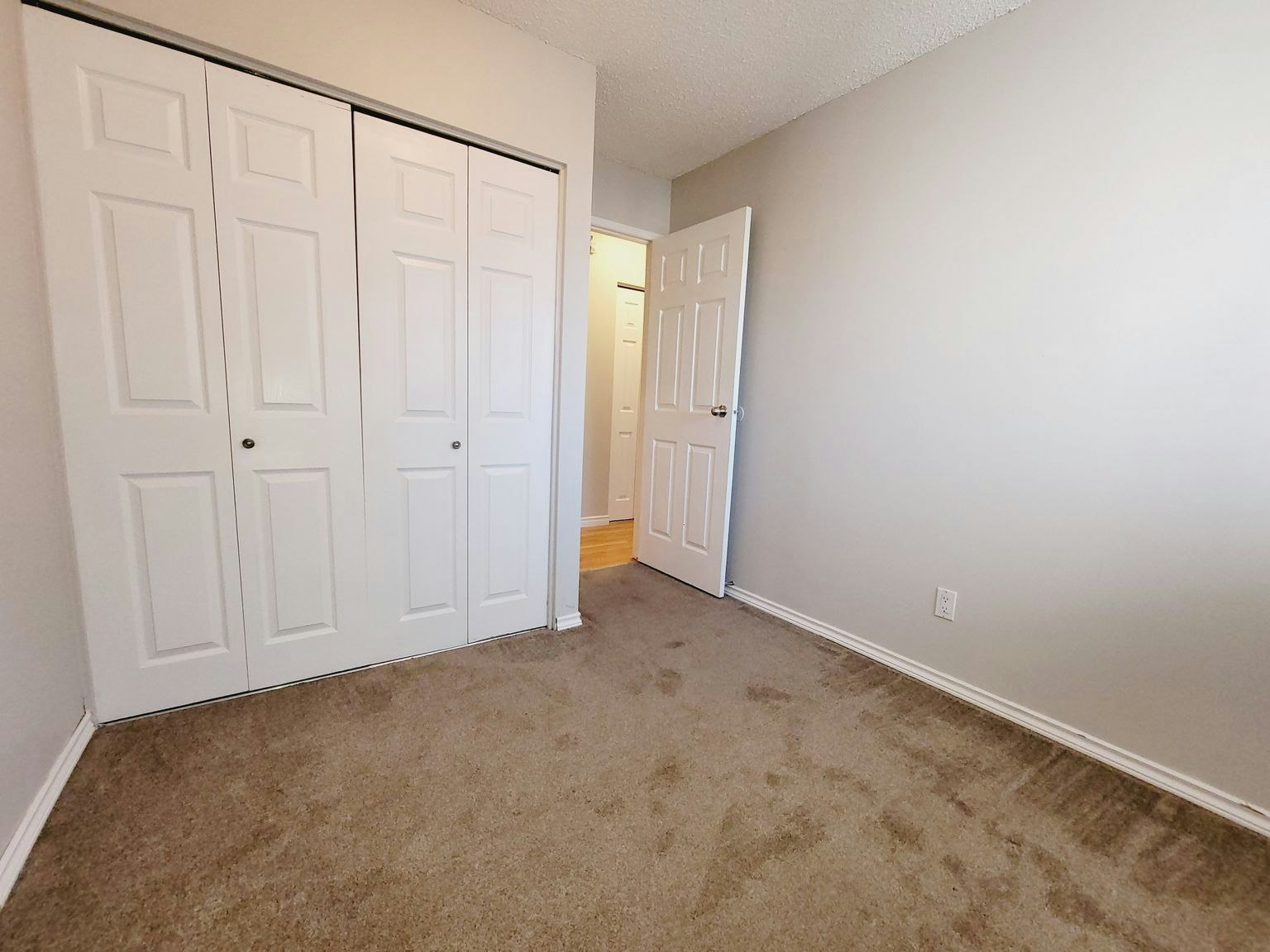 20-20 Woodvale Village NW, Edmonton, AB, T6L 1W4 - 8