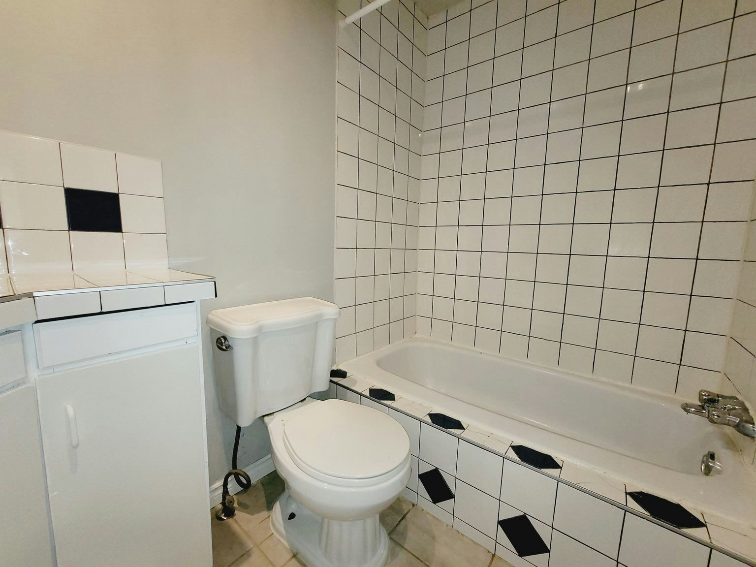 20-20 Woodvale Village NW, Edmonton, AB, T6L 1W4 - 9
